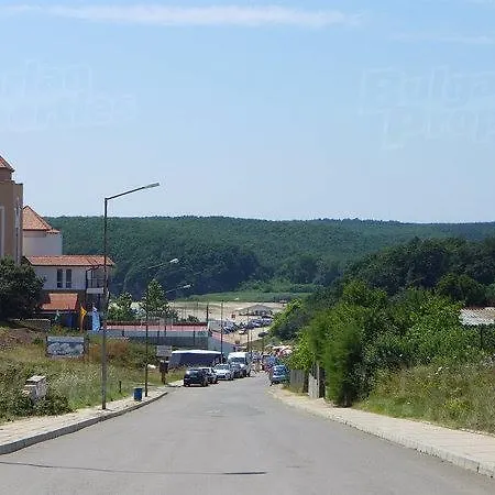 Vendégház Complex Koral